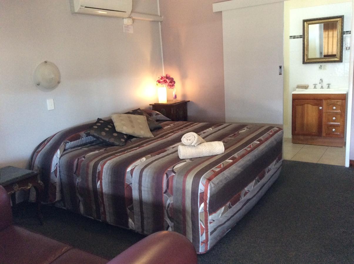 Country Motel 3*